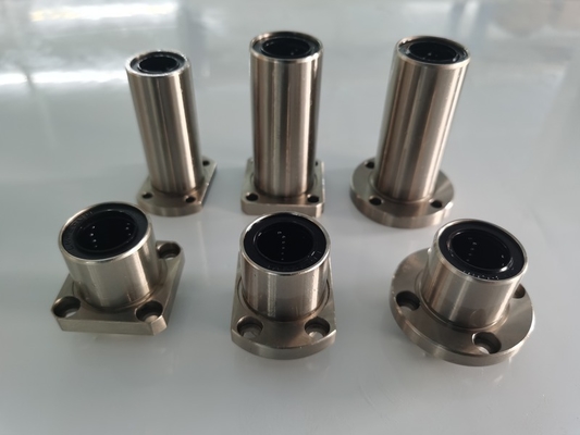 OEM SUS Ball Steel GCR15 Round Flange Bushing per il movimento lineare
